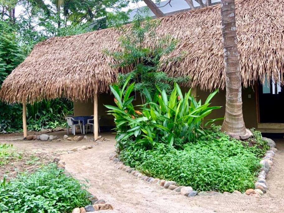 Junto Al Rio Bungalows & Suites 사율리타 외부 사진